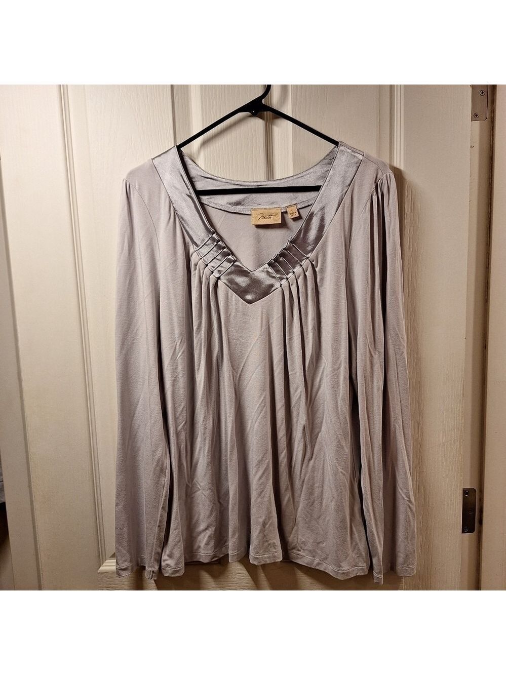 Motto Gray Long Sleeve Blouse Size Large